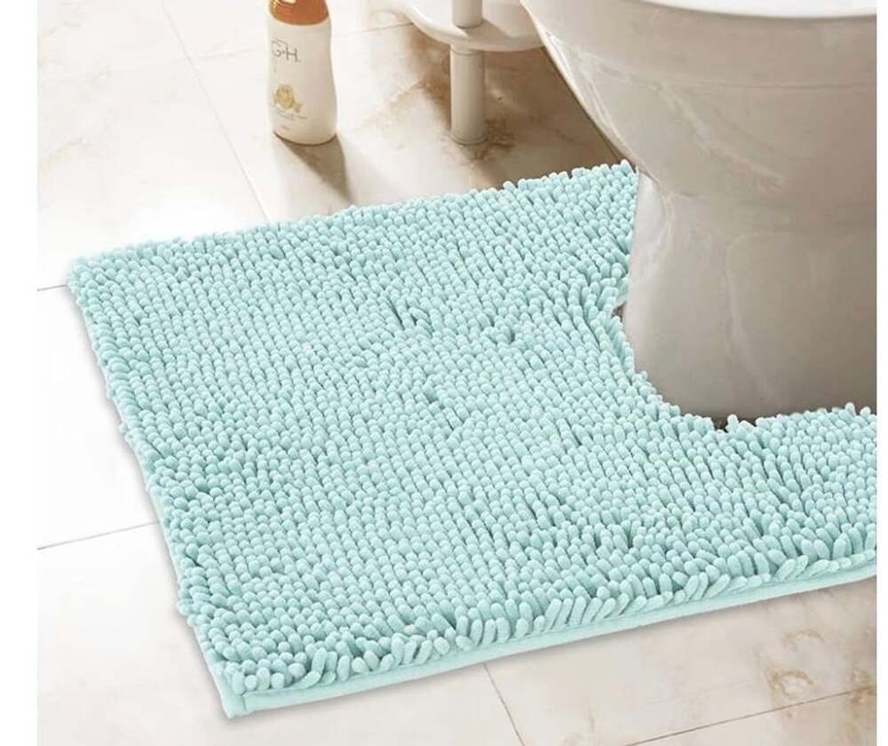 24"x21" U-Shaped Non-Slip Shaggy Chenille Toilet Contour Bathroom Rug